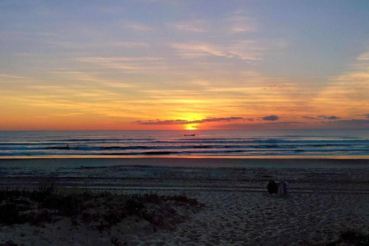Tranquilidade A Alguns Passos Da Praia - Churrasqueira, Super Wi-Fi! Matinhos Dış mekan fotoğraf